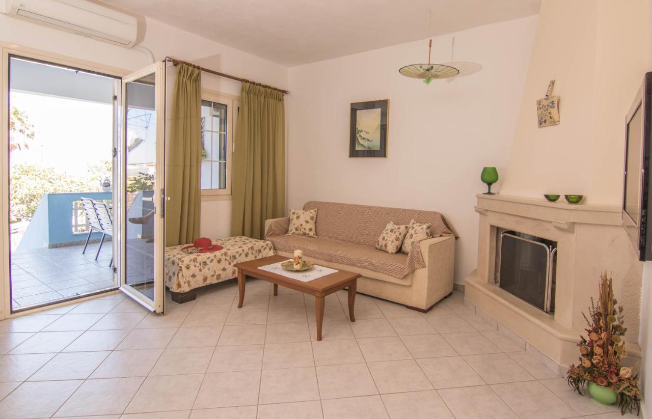 Fedra Apartments, View, Free Parking, 2Mins To Beach パレカストロ エクステリア 写真